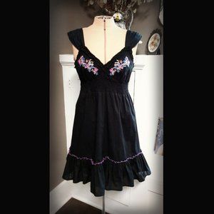 UO Lux  Black Cotton Flower Embroidered Peasant Dress L